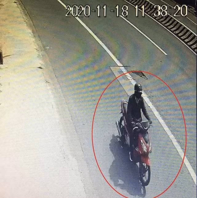Tên cướp ngân hàng có súng và kế “ve sầu thoát xác” bí ẩn - Hình 2 Ten cuop ngan hang co sung va ke “ve sau thoat xac” bi an-Hinh-2