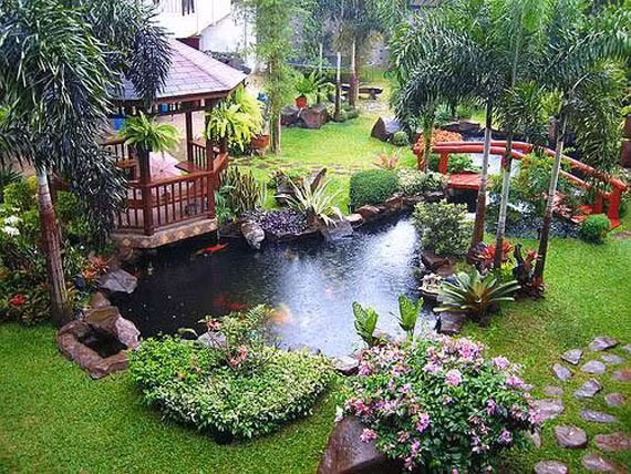 Một hồ cá nhỏ giữa khuôn viên xanh cho khu vườn thêm sinh động. Ảnh: Tukevanphong.