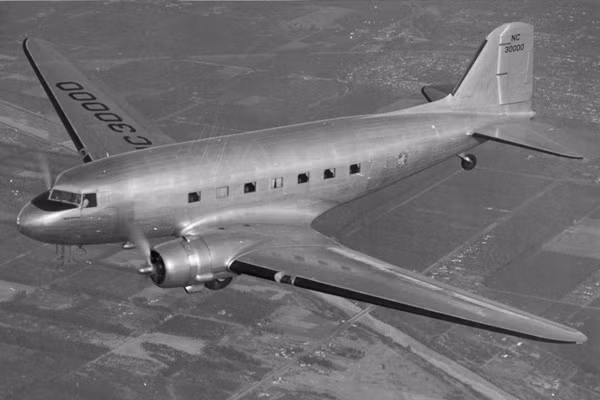 Vào những năm 1970, Air Viet Nam sử dụng những chiếc máy bay Douglas DC-3 cả chuyến bay trong nước lẫn quốc tế. Ảnh: Aviation-history.