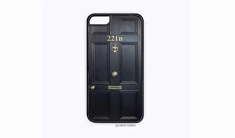  Ốp lưng điện thoại mang dáng dấp của cửa phòng. Ảnh: Hongkiat.