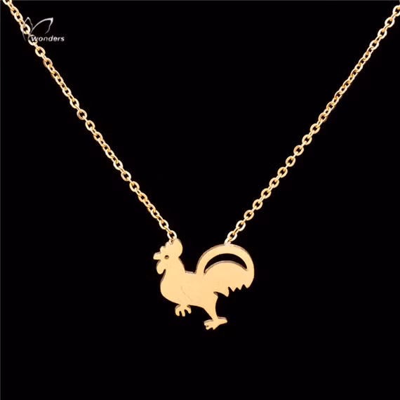 Trang sức hình gà được nhiều hãng tung ra vào dịp Tết Đinh Dậu 2017. Ảnh: AliExpress.