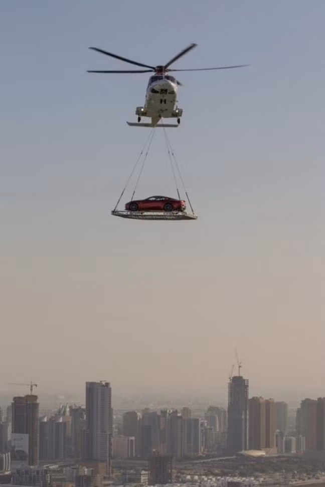 Nếu không thích giao thông tại Dubai, du khách có thể chọn cách này.