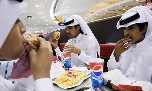 Người dân Qatar chưa bao giờ phảo lo lắng về việc kiếm tiền để sống nên họ không nhất thiết phải làm việc. Ảnh: The New York Times.