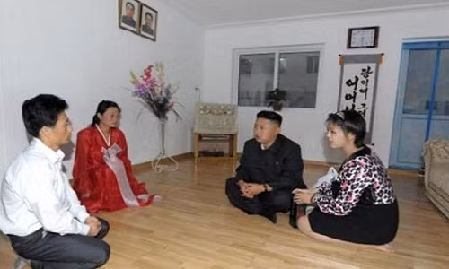 Căn hộ cao cấp tại Triều Tiên được bài trí khá đơn giản.