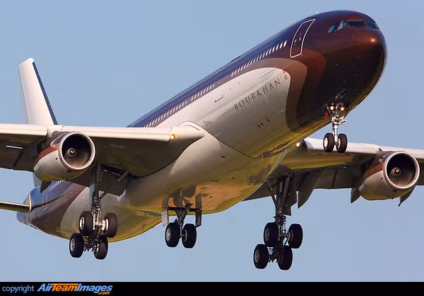 Số tiền này đủ để mua 5 chiếc Boeing 757 mà ông Donald Trump từng sở hữu. Ảnh: Airteamimages.