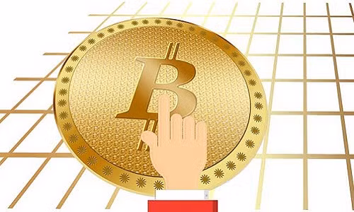 Hiện tại sàn BTC-e hỗ trợ 3 ngôn ngữ chính là Anh, Nga và Trung Quốc. Ảnh: SonZim.