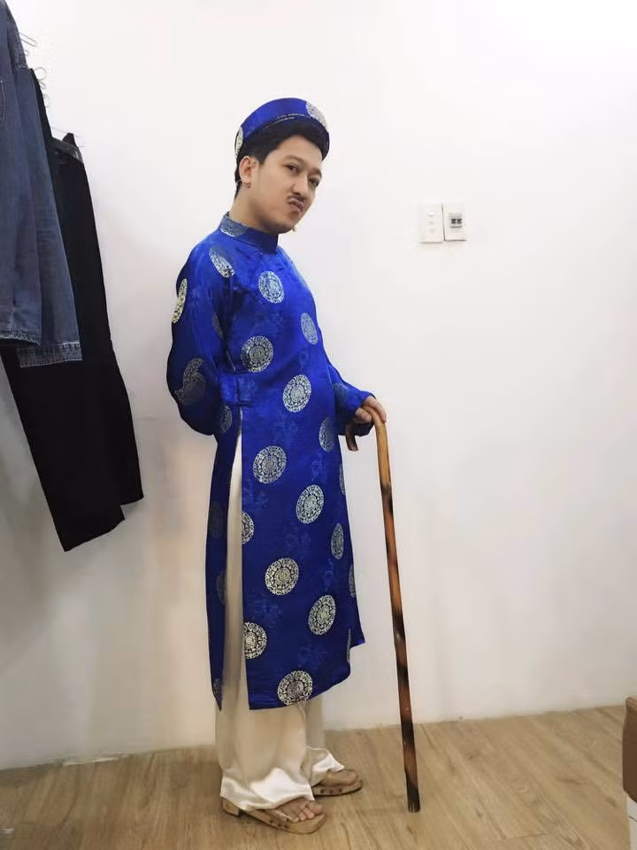 Không chỉ vậy, Trường Giang còn có thu nhập khá lớn từ các hợp đồng quảng cáo và đóng phim. Ảnh: Facebook Truong Giang.