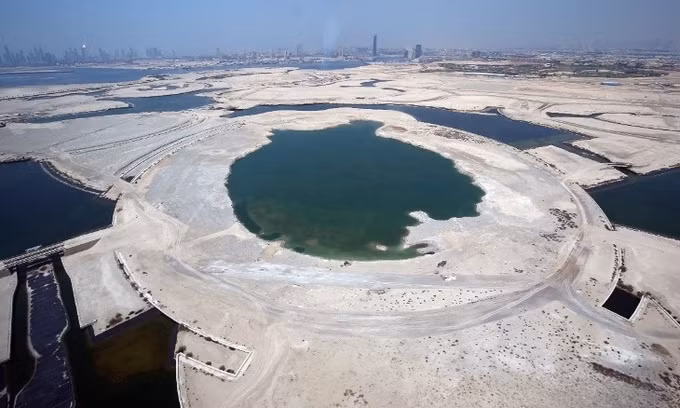 Tòa nhà năm trong dự án Dubai Creek Harbour với tổng diện tích gần 6 km2. Ảnh: CNN.