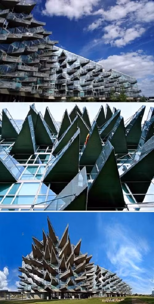 Tòa chung cư VM House nổi bật với ban công hình tam giác. Nhìn từ xa ban công như những chiếc gai nhọn. Ảnh: Oddee.