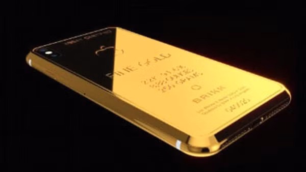 Cận cảnh iPhone X đặc biệt cho giới siêu giàu, giá 70.000 USD Can canh iPhone X dac biet cho gioi sieu giau, gia 70.000 USD