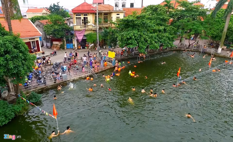 Anh: Cong vien nuoc mien phi doc dao nhat ngoai thanh Ha Noi