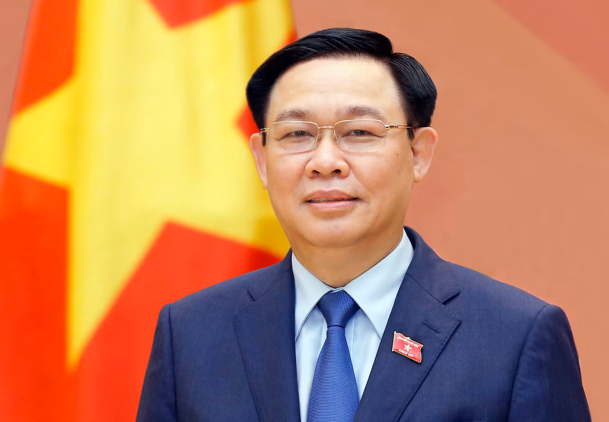  Ông Vương Đình Huệ, Chủ tịch Quốc hội: Số phiếu tín nhiệm cao: 437 phiếu (chiếm 90,85% tổng số phiếu thu về).