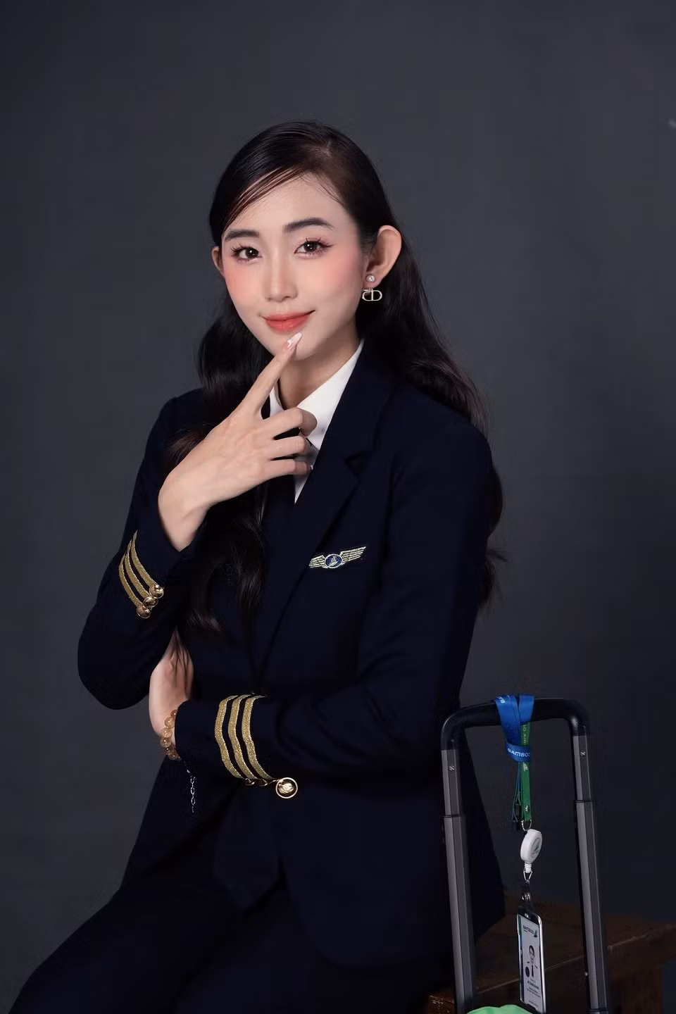 Nu phi cong xinh dep duoc menh danh “nang tho cua bau troi“