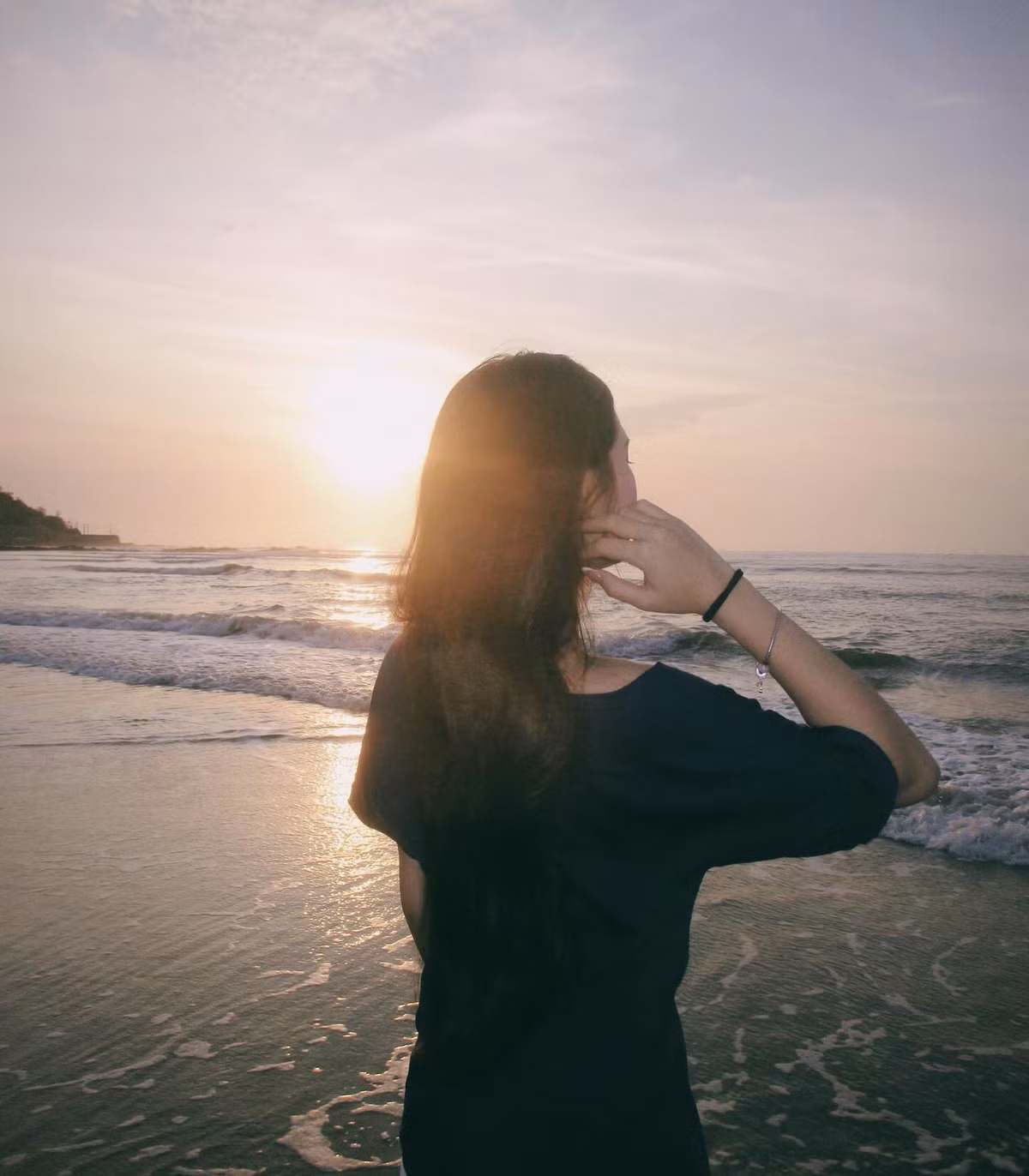 Hạt Dẻ được biết đến với tính cách có phần hướng nội, nhút nhát hơn cô chị Lọ Lem. Cô bạn cũng khá dè dặt trong việc ăn mặc, chỉ khi ở những sự kiện quan trọng, cô bạn mới lên đồ có phần cắt xẻ táo bạo hơn. Phong cách ăn mặc của Hạt Dẻ được người hâm mộ đánh giá là phù hợp với lứa tuổi.