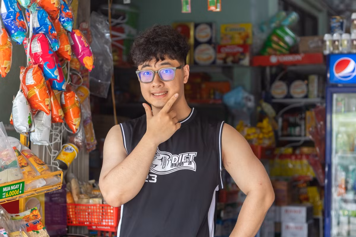 Cùng với đó, họ hàng và hàng xóm cũng đồng tình với quyết định của Duy Trinh.