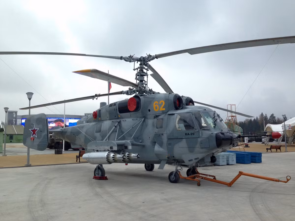 Trực thăng vận tải/tấn công Ka-29.
