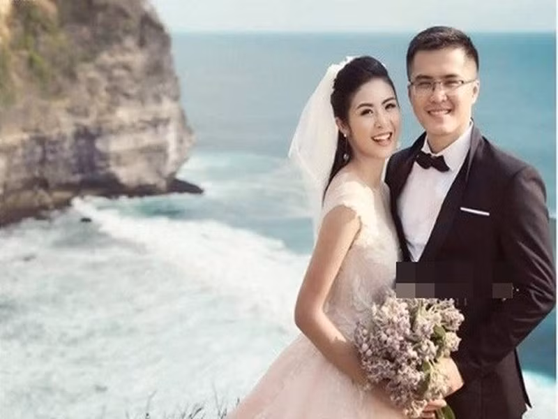 Khi được hỏi về việc chuẩn bị cho cuộc sống gia đình, Ngọc Hân chia sẻ trên Zing: "Chúng tôi không cụ thể hóa thành quy định nhưng cũng tự cam kết với nhau là tôn trọng sở thích cá nhân và khoảng trời riêng của đối phương trong khuôn khổ cho phép". Ảnh: Zing