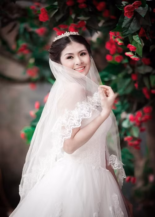 Năm 2021, Ngọc Hân chia sẻ trên Dân Trí, cô đã chụp rất nhiều ảnh cưới. Ảnh: Dân Trí