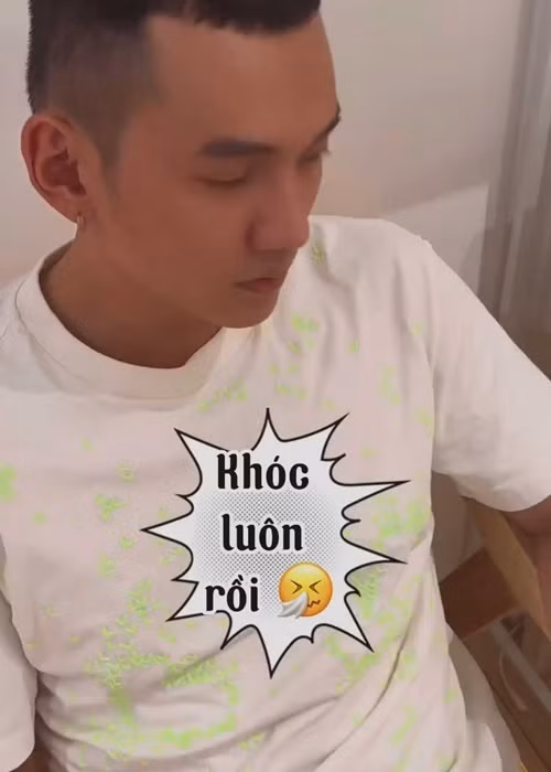 Ông xã Phương Trinh Jolie rơi nước mắt khi lên chức bố. Ảnh: Xe và thể thao