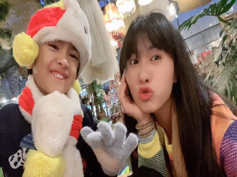 Khi mang bầu, Nguyệt Ánh vẫn duy trì khối lượng công việc lớn. Sau đó, cô phát hiện bản thân bị xuất huyết nên phải dừng làm việc. Ảnh: FBNV