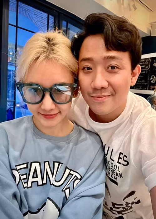 Hari Won bị đơ phần mặt bên trái, chỉ cảm nhận nụ cười ở một nửa khuôn mặt.