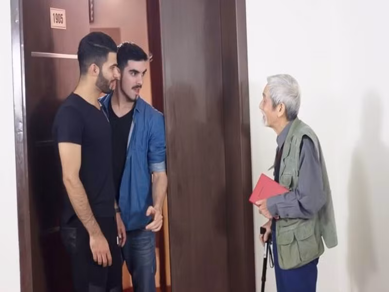 Trước "Cưới ngay kẻo ế", nghệ sĩ Mai Ngọc Căn tham gia sitcom "Chung cư rắc rối" lên sóng đầu năm 2018. Ảnh: Fanpage