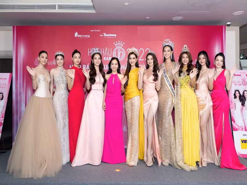 Tại họp báo Chung khảo toàn quốc Hoa hậu Việt Nam 2022, nhiều thông tin quan trọng của cuộc thi được hé lộ. Sau sự kiện này, top 58 thí sinh của cuộc thi chính thức bước vào hành trình chinh phục vương miện. Vòng Chung khảo toàn quốc diễn ra từ ngày 8 - 16/11, đêm Chung khảo toàn quốc dự kiến diễn ra vào ngày 26/11. Chung kết toàn quốc sẽ diễn ra vào ngày 23/12.