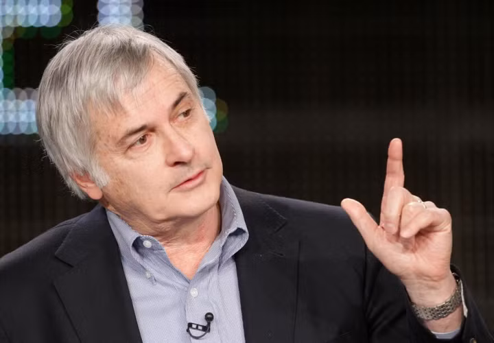 Seth Shostak từ Viện SETI nói rằng, áp lực về tài nguyên có thể ảnh hưởng đến hành vi của họ.