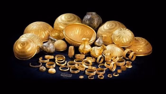 Nhóm nghiên cứu do Salvador Rovira-Lllorens, một nhà nghiên cứu hàng đầu từ Bảo tàng Khảo cổ quốc gia Tây Ban Nha, dẫn đầu đã phát hiện ra điều kỳ diệu từ kho vàng của Villena.
