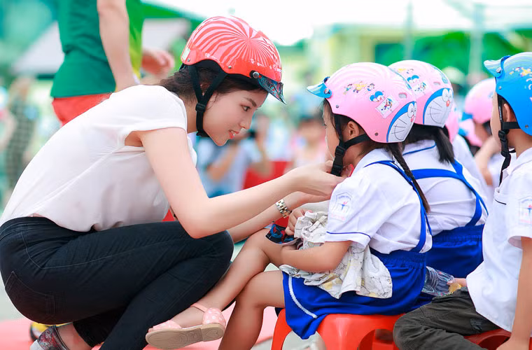 Hoa hau Ky Duyen gian di di lam tu thien-Hinh-5