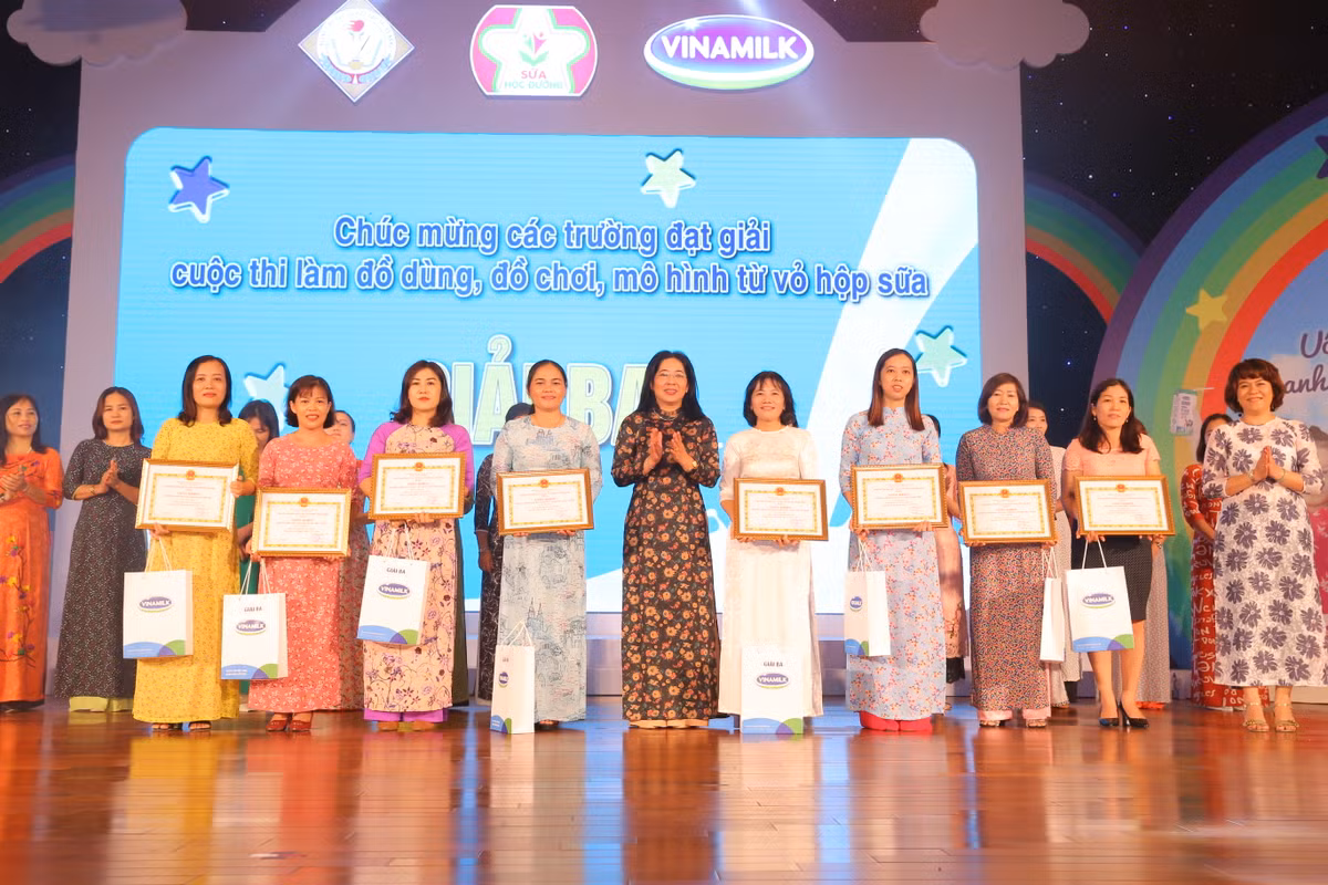 Da Nang to chuc ngay hoi sua hoc duong cho tre em mam non-Hinh-8