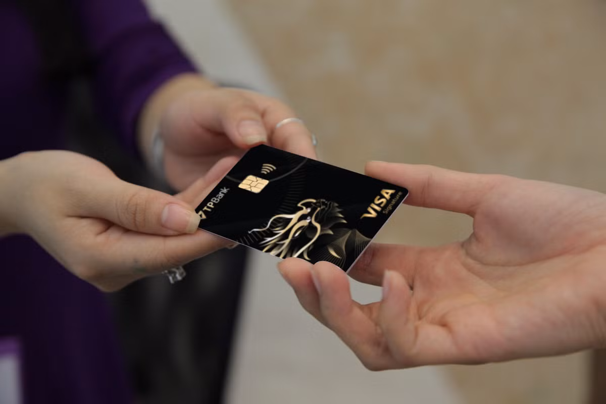 TPBank Visa Signature: Hoan tien tron doi, khong gioi han linh vuc chi tieu
