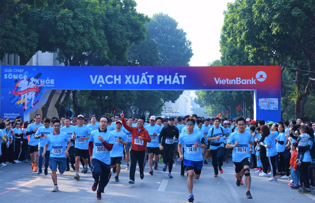 Giai chay “Song khoe cung VietinBank”: Lan toa va se chia yeu thuong-Hinh-2