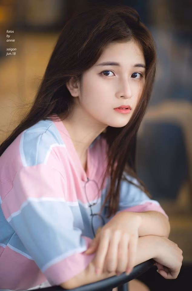 Hot girl truong Luat duoc nhan xet giong idol Han Quoc