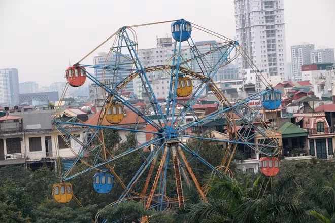 Cam canh cong vien Tuoi Tre Thu Do bo hoang o Ha Noi-Hinh-2