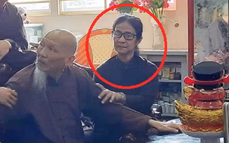 Tiết lộ lý do đệ tử quỳ lạy, tôn sùng Lê Tùng Vân - Hình 14 Tiet lo ly do de tu quy lay, ton sung Le Tung Van-Hinh-14