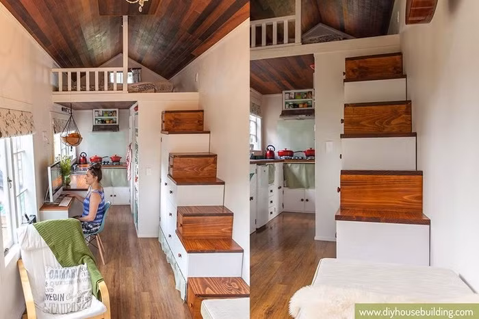 Biến mỗi bậc thang lên gác xép thành một ngăn kéo tích trữ đồ đạc là cách được nhiều gia chủ áp dụng.
