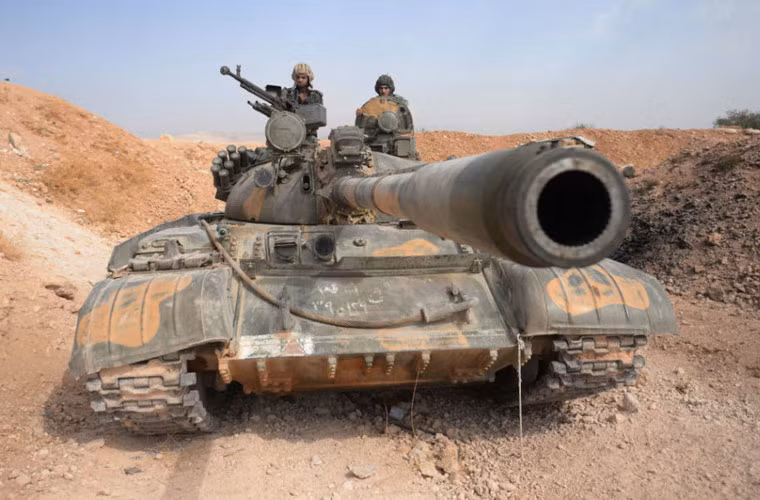 Can canh dan vu khi Quan doi Syria tan cong Aleppo