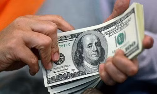 USD tăng nhanh so với các đồng tiền khác.