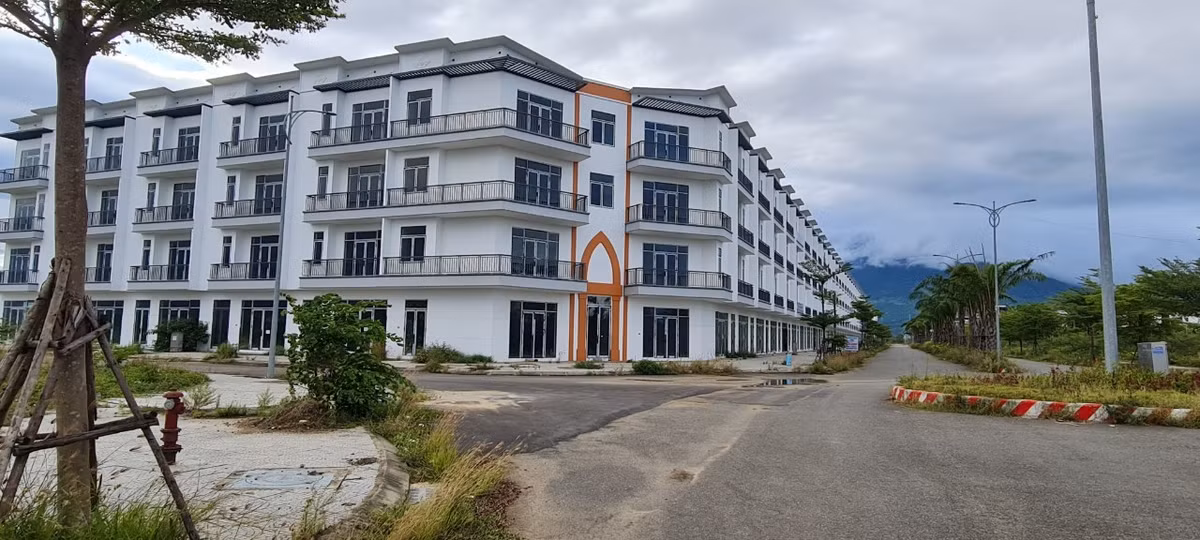 Eco Charm được thiết kế theo phong cách kiến trúc châu Âu hiện đại, sang trọng mà mang nét phóng khoáng, lãng mạn.