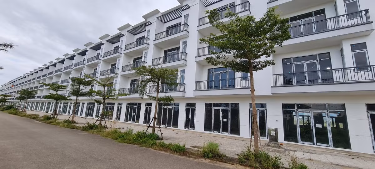 Các biệt thự, liền kề tại "ốc đảo kim cương giữa lòng thành phố" gợi cảm giác ấm áp, thanh lịch...