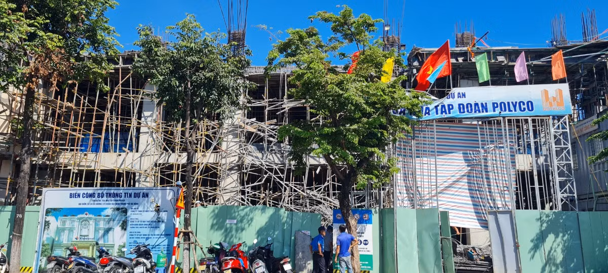 Đà Nẵng: Hiện trường vụ sập giàn giáo khiến 5 người thương vong Da Nang: Hien truong vu sap gian giao khien 5 nguoi thuong vong