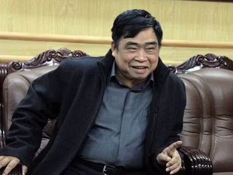 Lo danh tinh chu doanh nghiep nho ong Do Huu Ca chay an