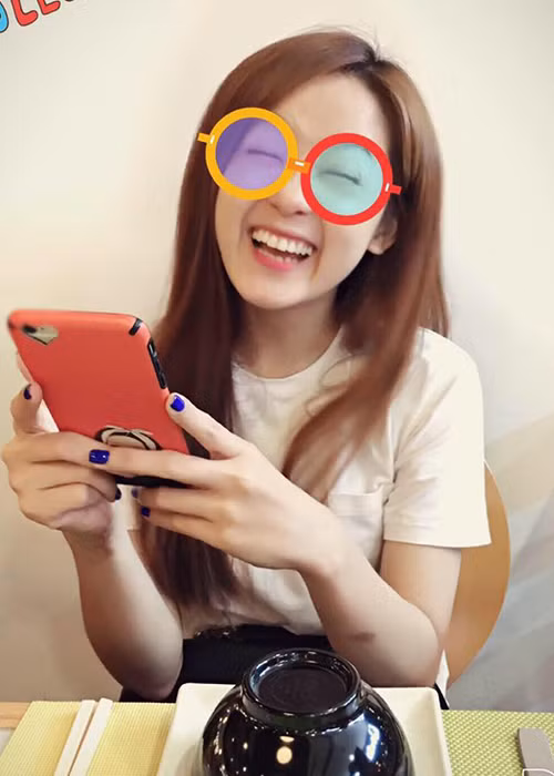 Với lợi thế về giọng hát, vũ đạo lẫn ngoại hình, Ngọc Kayla hiện đang là một trong những thí sinh mạnh của đội ca sĩ Đông Nhi tại The Voice 2017. (Ảnh: FBNV)