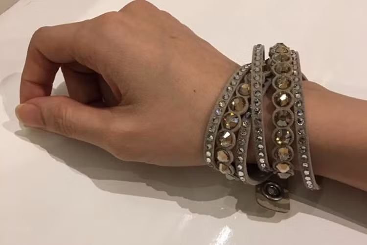 Trước đó, Hari Won than thở: “Cuối cùng Valentine năm nay không gặp được người yêu luôn”. (Ảnh: FBNV)