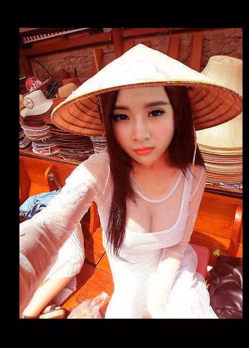Loat ao dai cach tan bi che phan cam cua sao Viet-Hinh-10