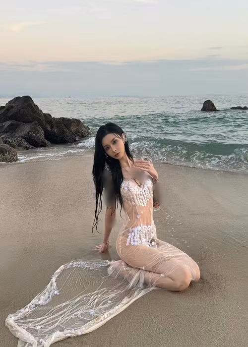 Kilig Kira vẫn giữ được độ hot trong 4 năm qua. Mỗi bài đăng trên Instagram của hot girl xăm trổ thường thu hút đến chục nghìn người tương tác.