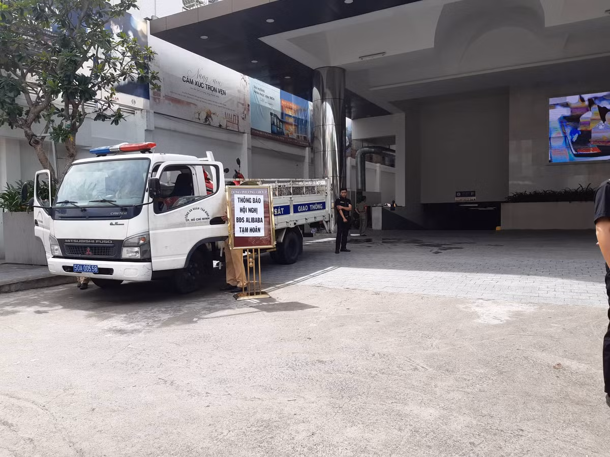 Chủ tịch Alibaba Nguyễn Thái Luyện tiếp tục bị làm rõ phát ngôn “nói xấu công an“ Chu tich Alibaba Nguyen Thai Luyen tiep tuc bi lam ro phat ngon “noi xau cong an“