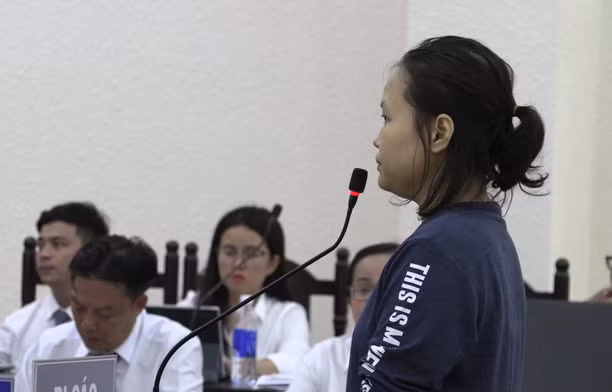 Hà nói: "Tôi thừa nhận mình đã giết Trần Chí Thành ( PV - nạn nhân bị chích điện và siết cổ). Điều này là sai và tôi xin chịu trách nhiệm trước pháp luật. Còn đối với Trần Đức Linh (PV - nạn nhân nhảy lầu bỏ trốn) thì tôi không giết".
