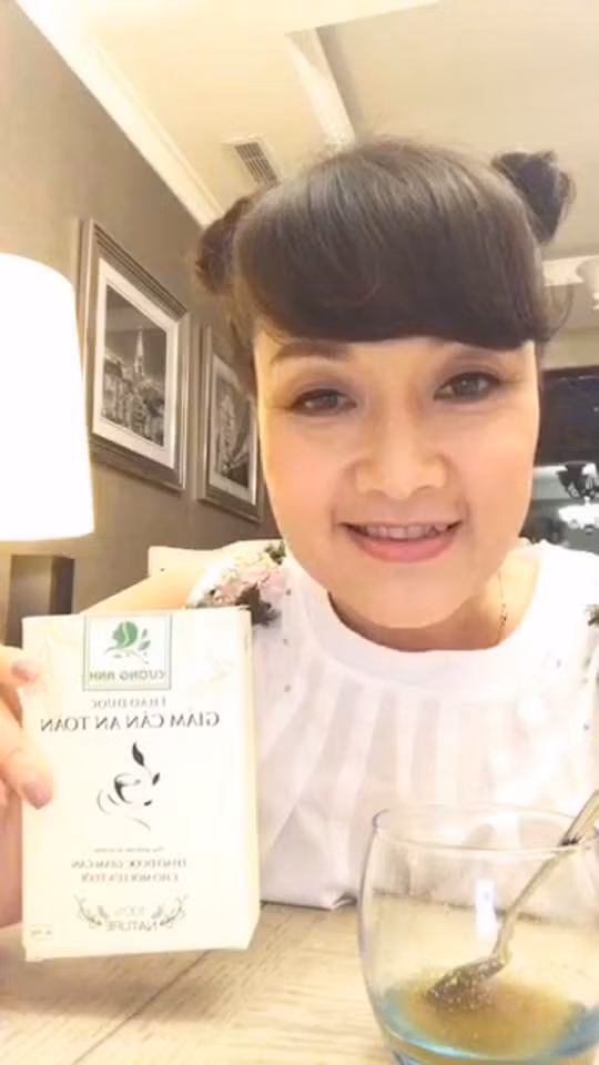 Nghe si hai Van Dung lay lai voc dang nhu thoi con gai nho tra Slim CUONGANH